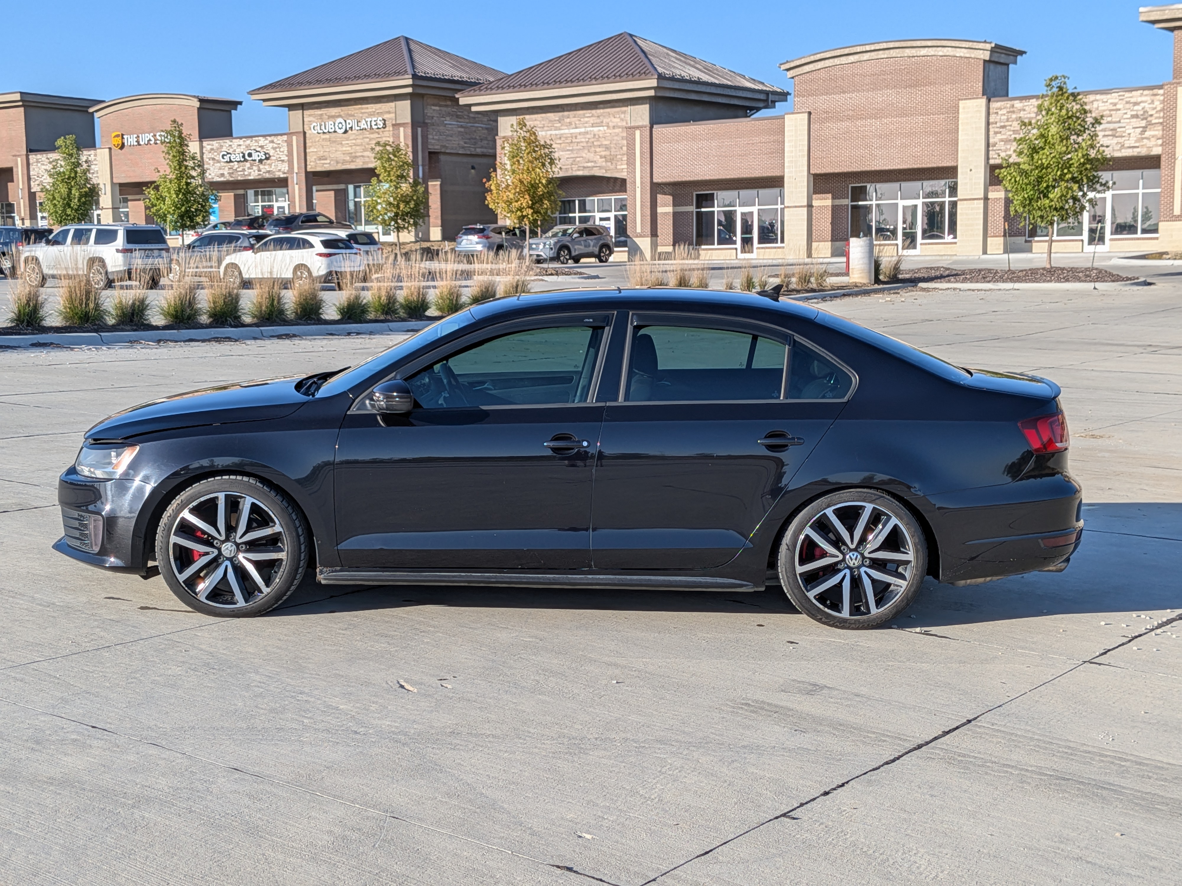 Used 2012 Volkswagen Jetta GLI FWD image 8