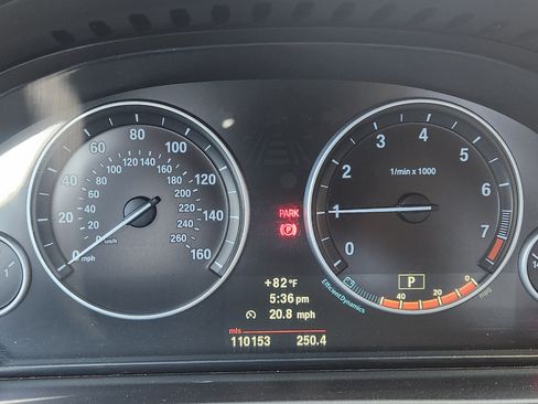 Used 2013 BMW 528i xDrive 528i xDrive Sedan 4D image 11