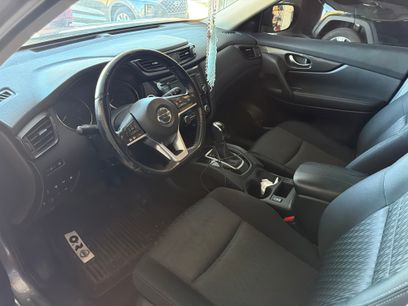 Used 2020 Nissan Rogue SV w/ Premium Package