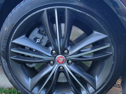 Used 2016 Jaguar XJ Supercharged image 24