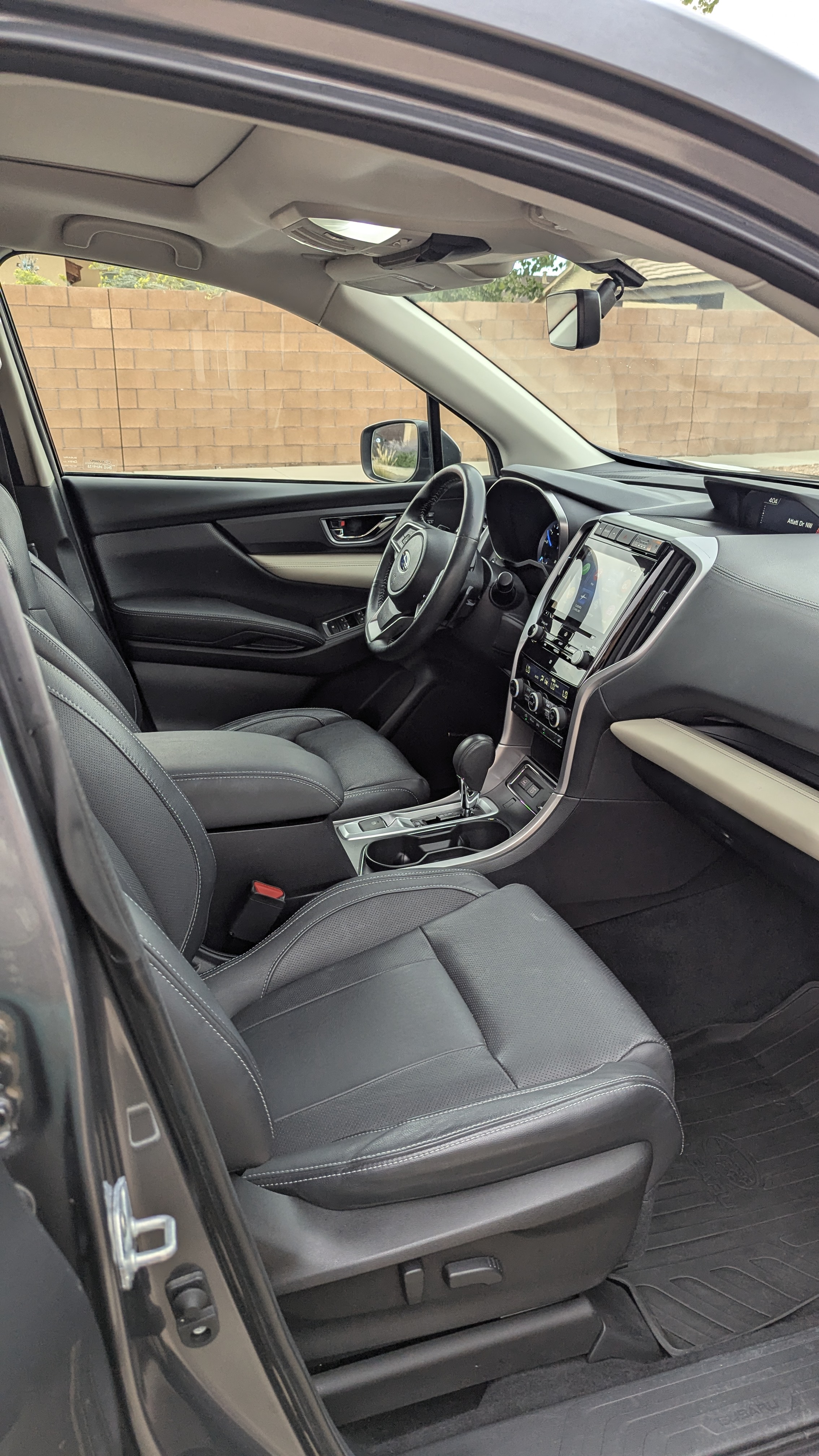 Used 2022 Subaru Ascent Limited w/ Technology Package AWD/4WD image 28