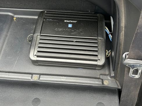 Used 2003 Toyota MR2 image 6