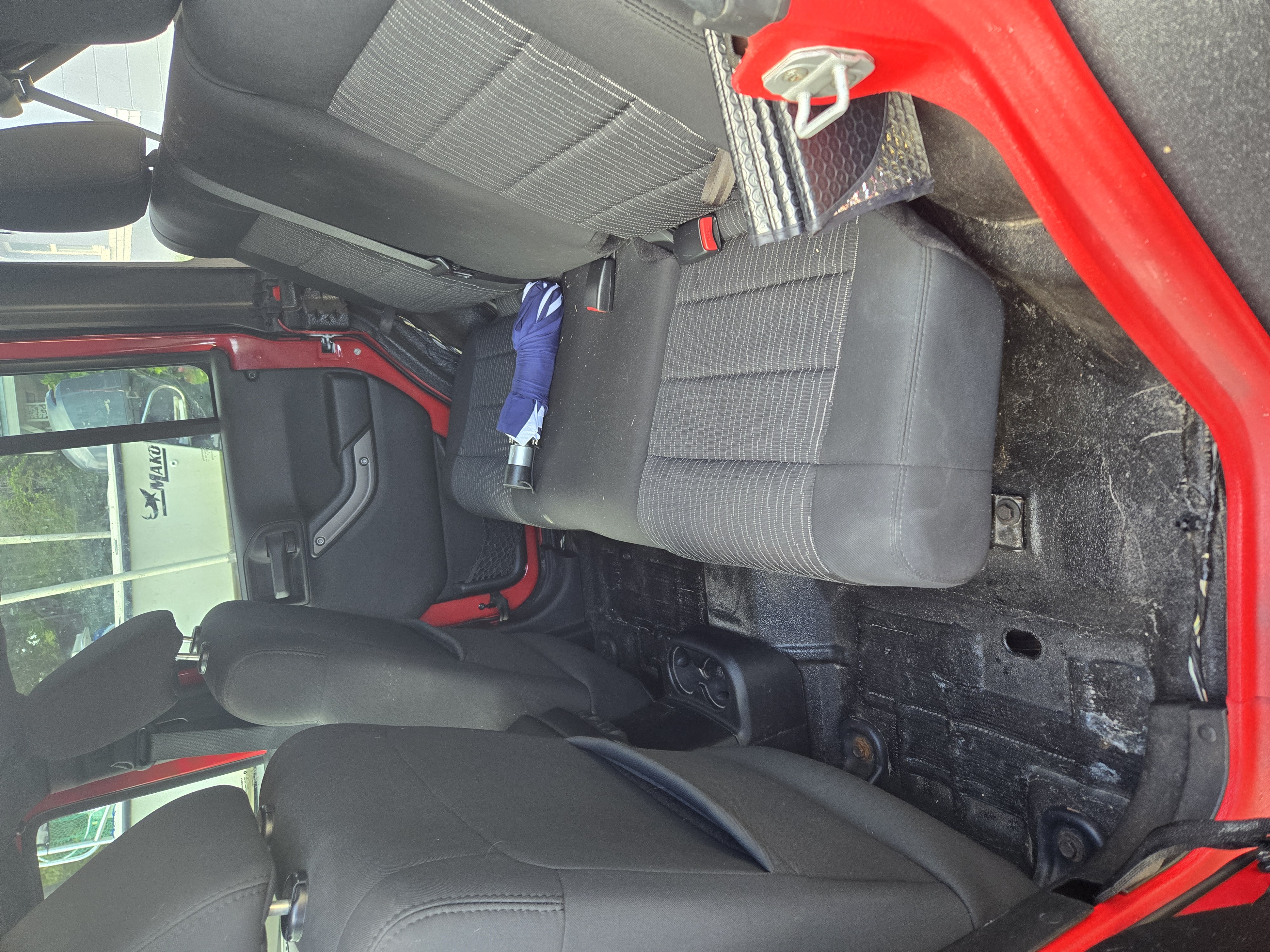 Used 2012 Jeep Wrangler Unlimited Sport AWD/4WD image 13