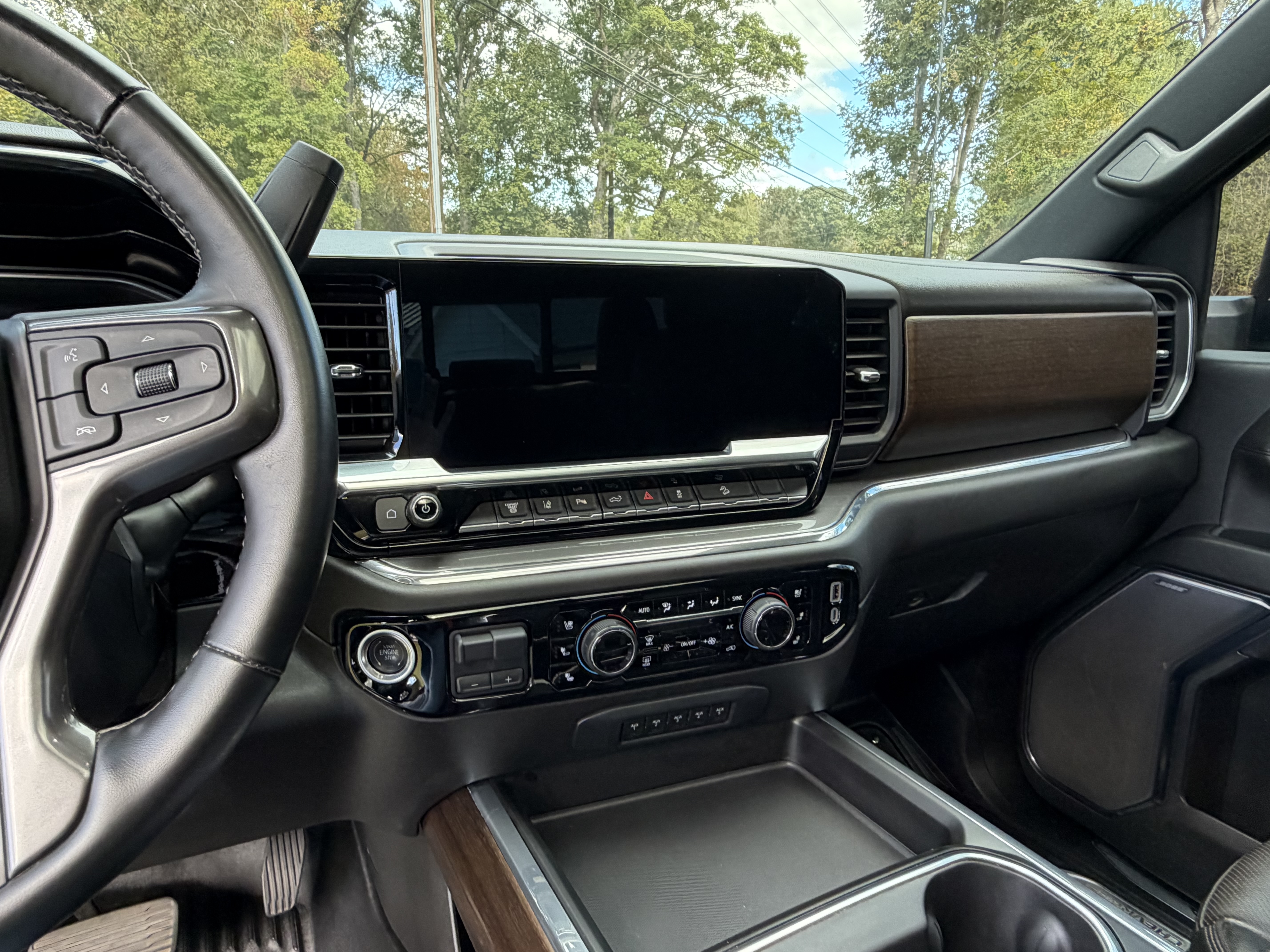 Used 2024 Chevrolet Silverado 3500 High Country w/ High Country Premium Package AWD/4WD image 14