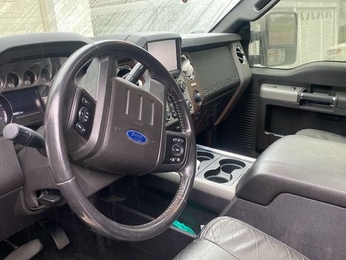 Used 2014 Ford F350 Lariat w/ Lariat Ultimate Package image 4