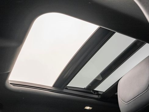 Used 2022 Land Rover Defender 110 V8 image 15