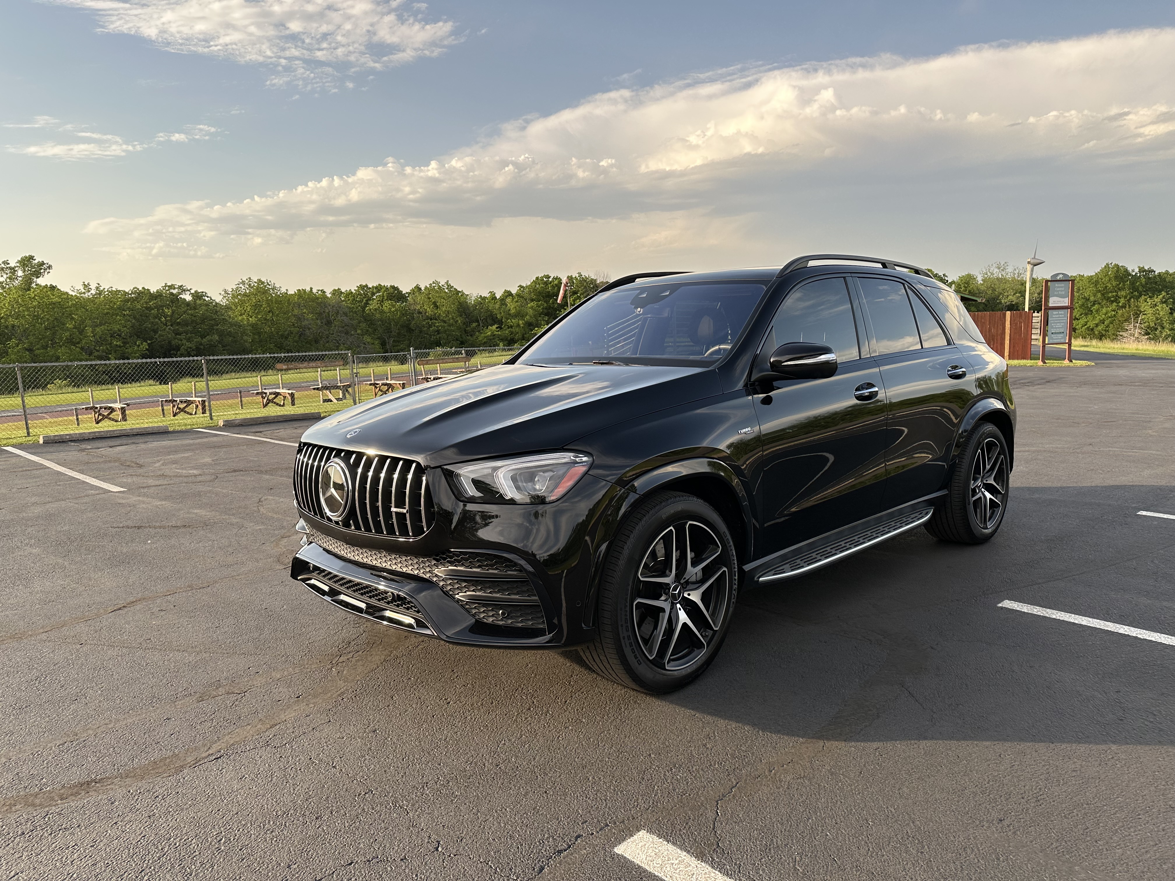 Used 2023 Mercedes-Benz GLE 53 AMG 4MATIC w/ 3rd Row Seat Package image 4