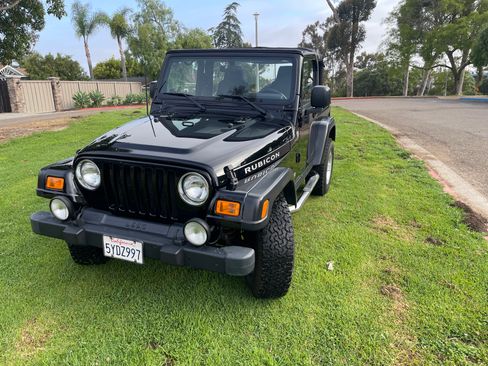 Used 2005 Jeep Wrangler Rubicon AWD/4WD image 1
