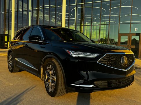 Used 2023 Acura MDX SH-AWD w/ Technology Package image 1