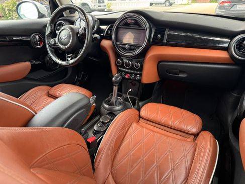 Used 2019 MINI Cooper S image 14