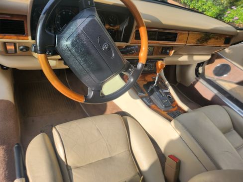 Used 1996 Jaguar XJS 4.0 Convertible image 5