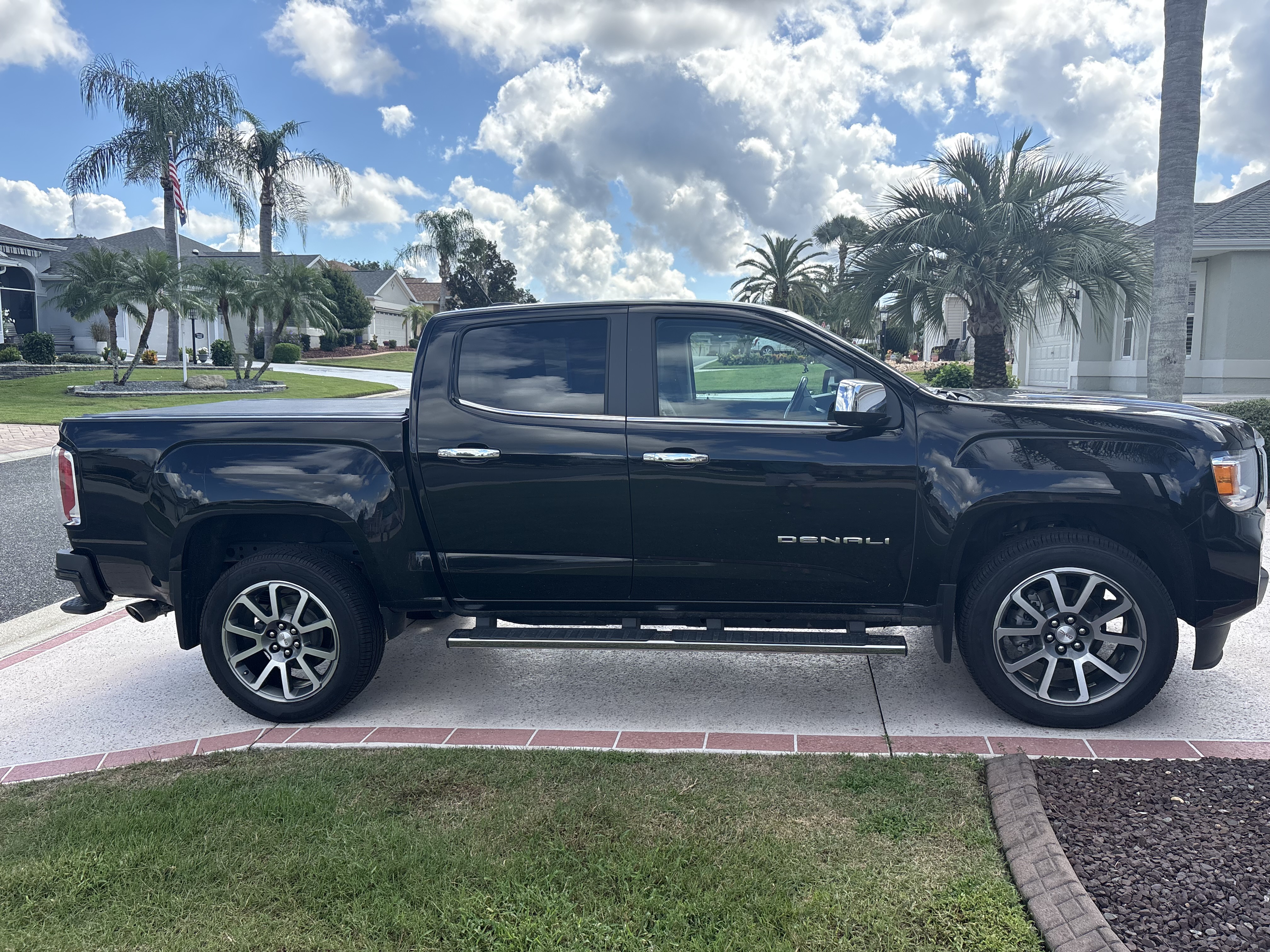 Used 2021 GMC Canyon Denali AWD/4WD image 8