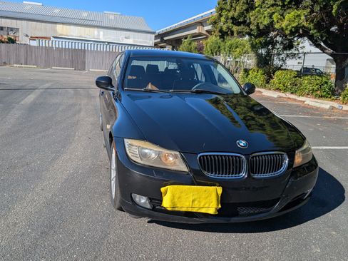 Used 2010 BMW 328i xDrive Sedan image 6