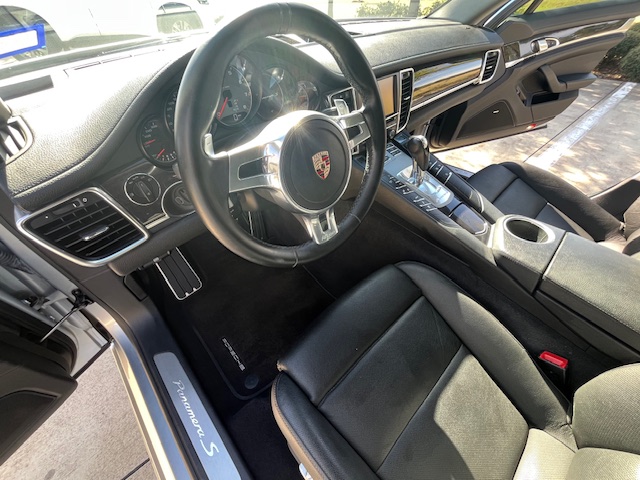 Used 2014 Porsche Panamera S RWD image 26