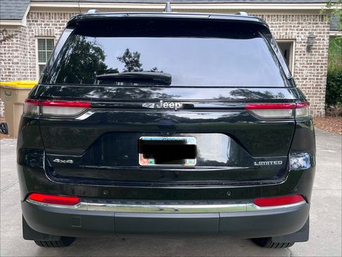 Used 2022 Jeep Grand Cherokee Limited AWD/4WD image 17