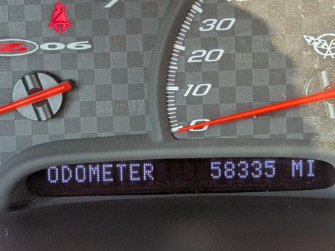 Used 2002 Chevrolet Corvette Z06 w/ Memory Pkg image 26