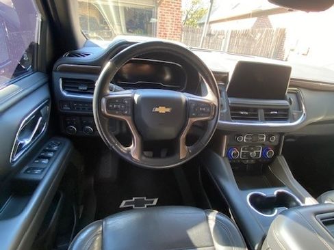 Used 2023 Chevrolet Suburban High Country w/ Premium Package 2 image 10