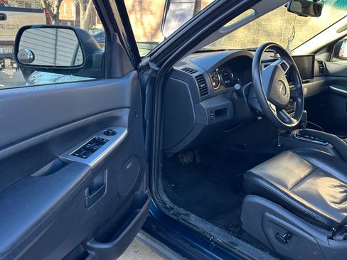 Used 2008 Jeep Grand Cherokee Laredo AWD/4WD image 13