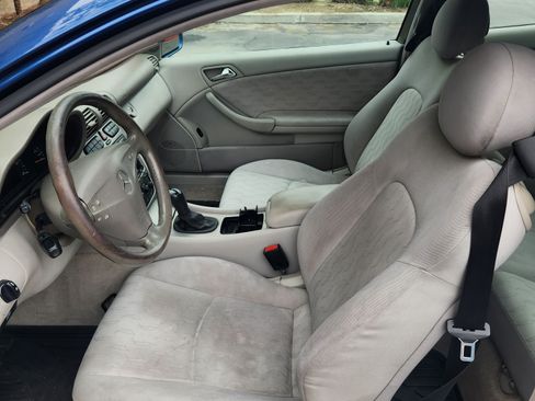 Used 2003 Mercedes-Benz C 320 Coupe image 10