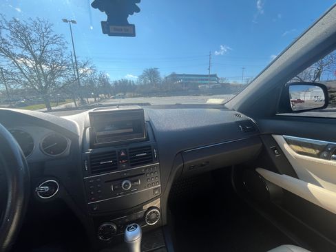 Used 2008 Mercedes-Benz C 350 Sport image 15