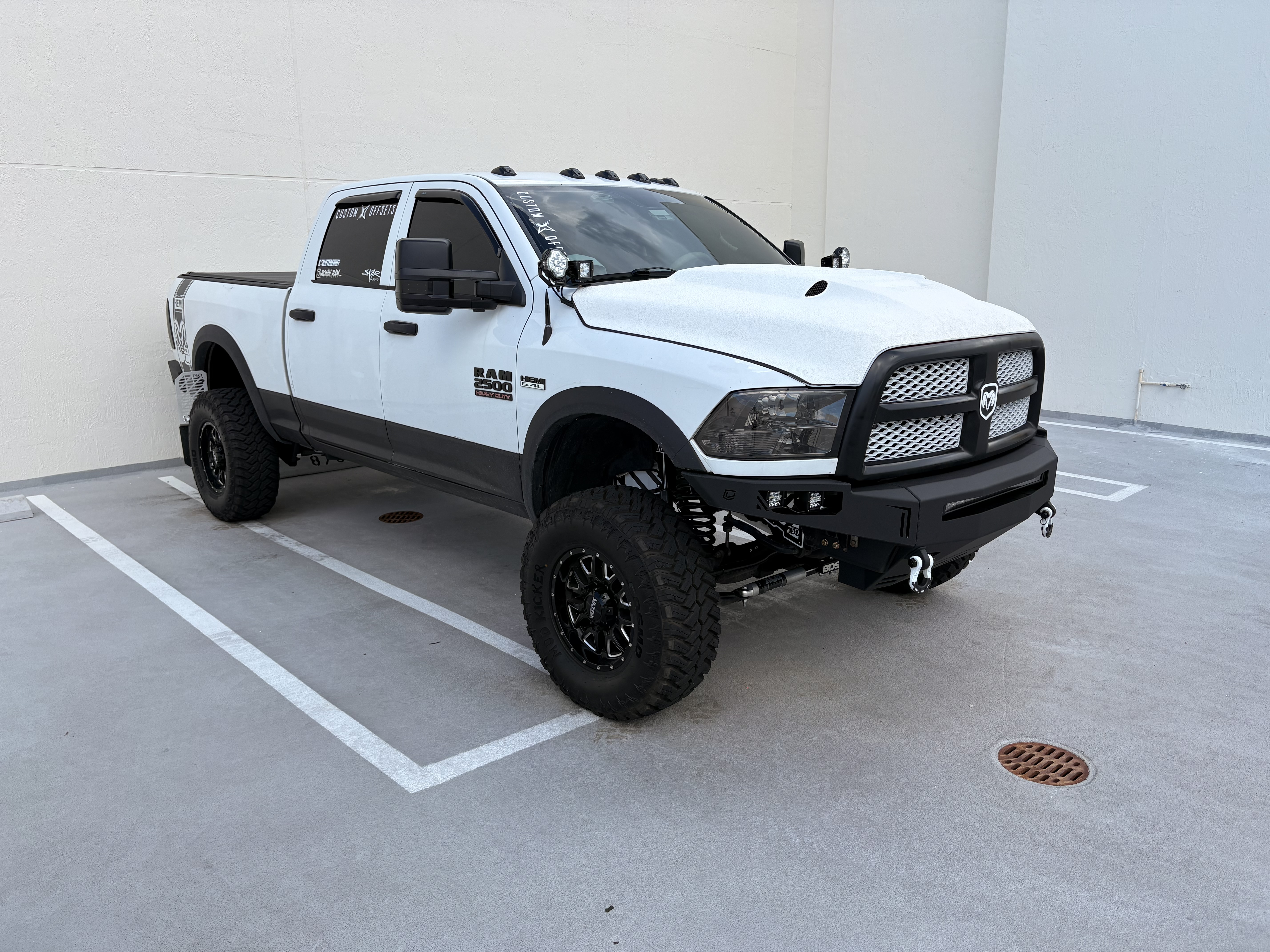 Used 2015 RAM 2500 Tradesman w/ Popular Equipment Group AWD/4WD image 2