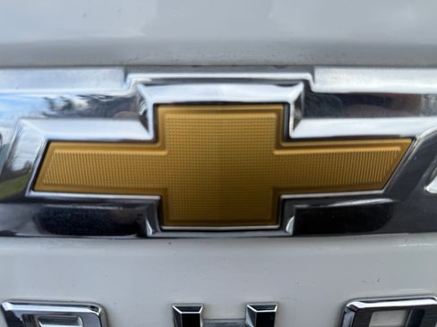 Used 2023 Chevrolet Tahoe LT image 12