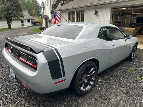 Used 2021 Dodge Challenger R/T Scat Pack w/ Shaker Package image 5