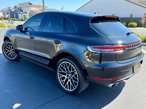 Used 2021 Porsche Macan S image 2