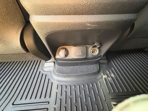 Used 2019 Kia Sorento EX w/ EX Touring Package image 21