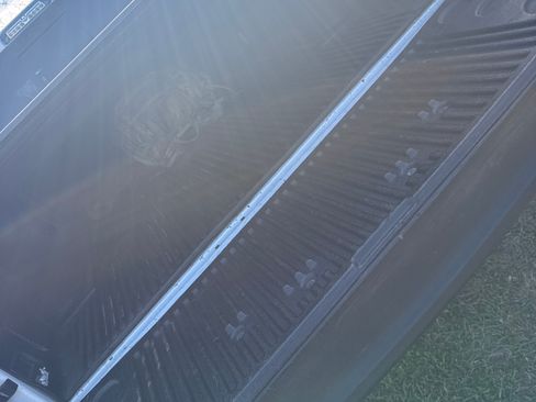 Used 2019 RAM 1500 Classic SLT image 11