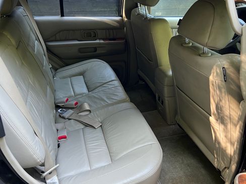 Used 2003 INFINITI QX4 4WD w/ Heated Seats Pkg image 10
