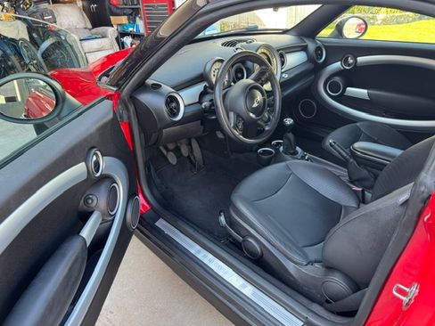 Used 2014 MINI Cooper Coupe FWD image 9