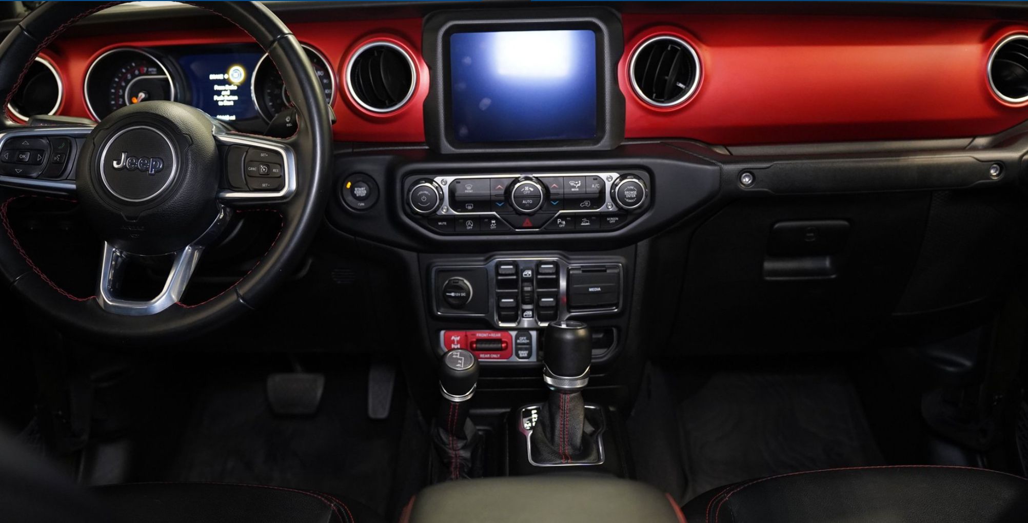 Used 2021 Jeep Gladiator Rubicon AWD/4WD image 13