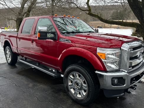 Used 2015 Ford F250 Lariat w/ Lariat Ultimate Package image 4