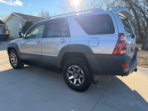 Used 2003 Toyota 4Runner Sport image 4