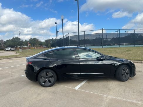 Used 2021 Tesla Model 3 Long Range image 4