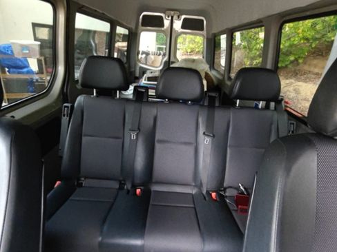Used 2014 Mercedes-Benz Sprinter 2500 image 13