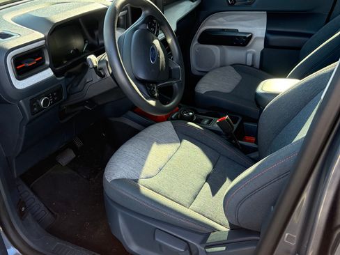 Used 2023 Ford Maverick XLT image 13