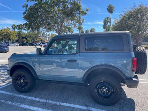 Used 2023 Ford Bronco Black Diamond image 14