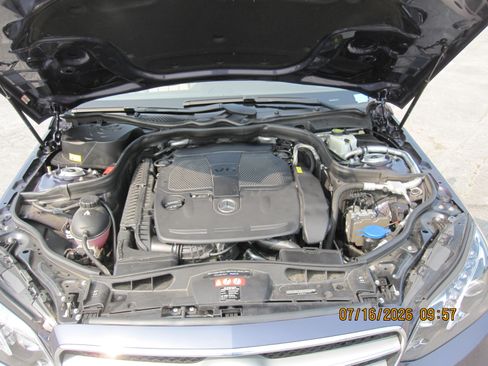 Used 2016 Mercedes-Benz E 350 4MATIC Wagon image 21