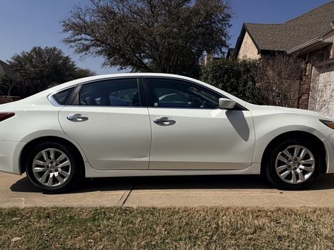 Used 2018 Nissan Altima 2.5 S w/ S Convenience Package image 5