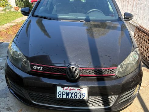 Used 2010 Volkswagen GTI 2-Door FWD image 1