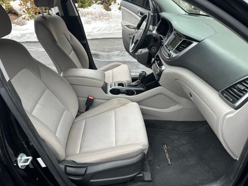 Used 2016 Hyundai Tucson SE w/ Option Group 02 image 23