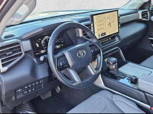 Used 2023 Toyota Sequoia Limited AWD/4WD image 6