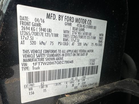 Used 2016 Ford F250 XL w/ XL Appearance Package AWD/4WD image 11