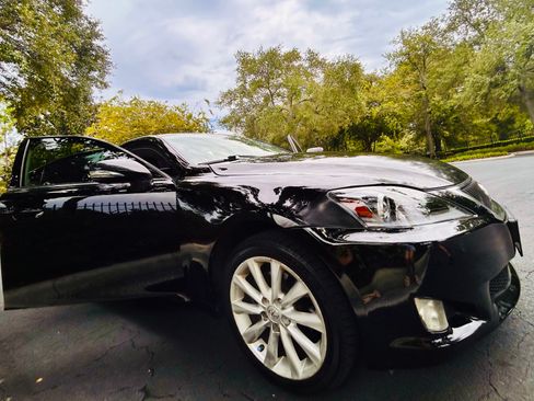 Used 2010 Lexus IS 250 AWD w/ Luxury Plus Value Edition image 2