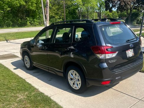 Used 2019 Subaru Forester w/ Alloy Wheel Package AWD/4WD image 2
