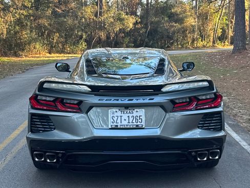 Used 2023 Chevrolet Corvette Stingray Premium Cpe w/ Z51 Performance Package image 2