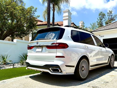 Used 2020 BMW X7 xDrive40i w/ M Sport Package image 4