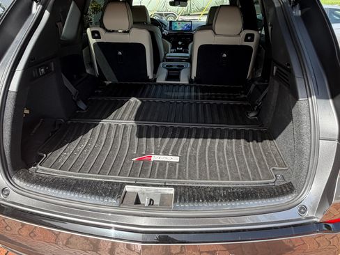 Used 2025 Acura MDX A-Spec AWD/4WD image 10